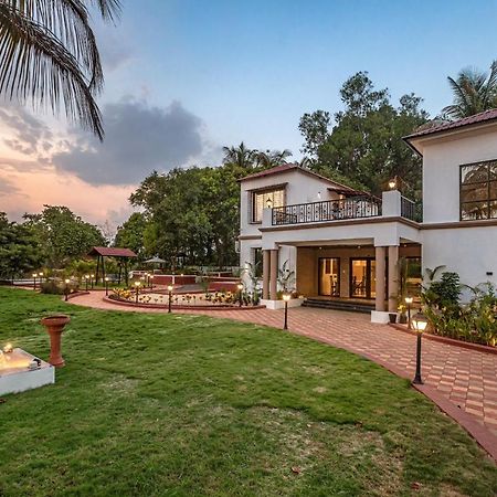 קארג'אט Saffronstays Riverfront Manor, 5-Bdr Pool Villa By Pej River מראה חיצוני תמונה