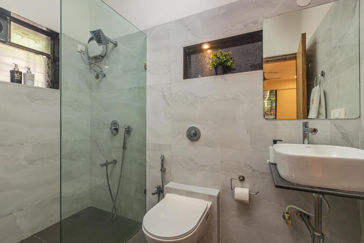 קארג'אט Saffronstays Riverfront Manor, 5-Bdr Pool Villa By Pej River מראה חיצוני תמונה