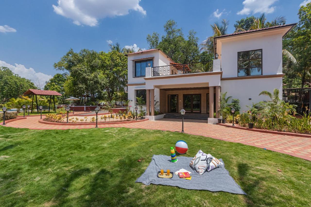 קארג'אט Saffronstays Riverfront Manor, 5-Bdr Pool Villa By Pej River מראה חיצוני תמונה