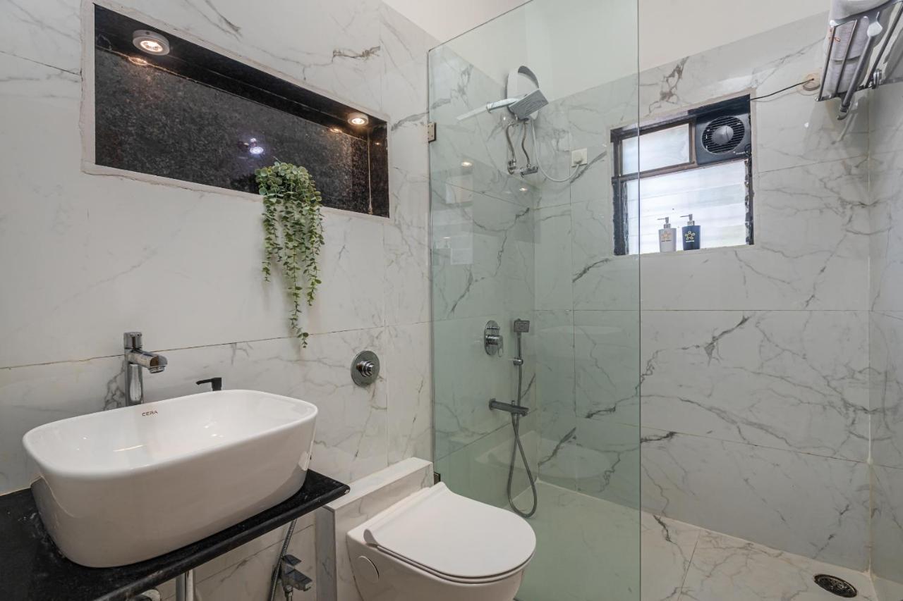 קארג'אט Saffronstays Riverfront Manor, 5-Bdr Pool Villa By Pej River מראה חיצוני תמונה