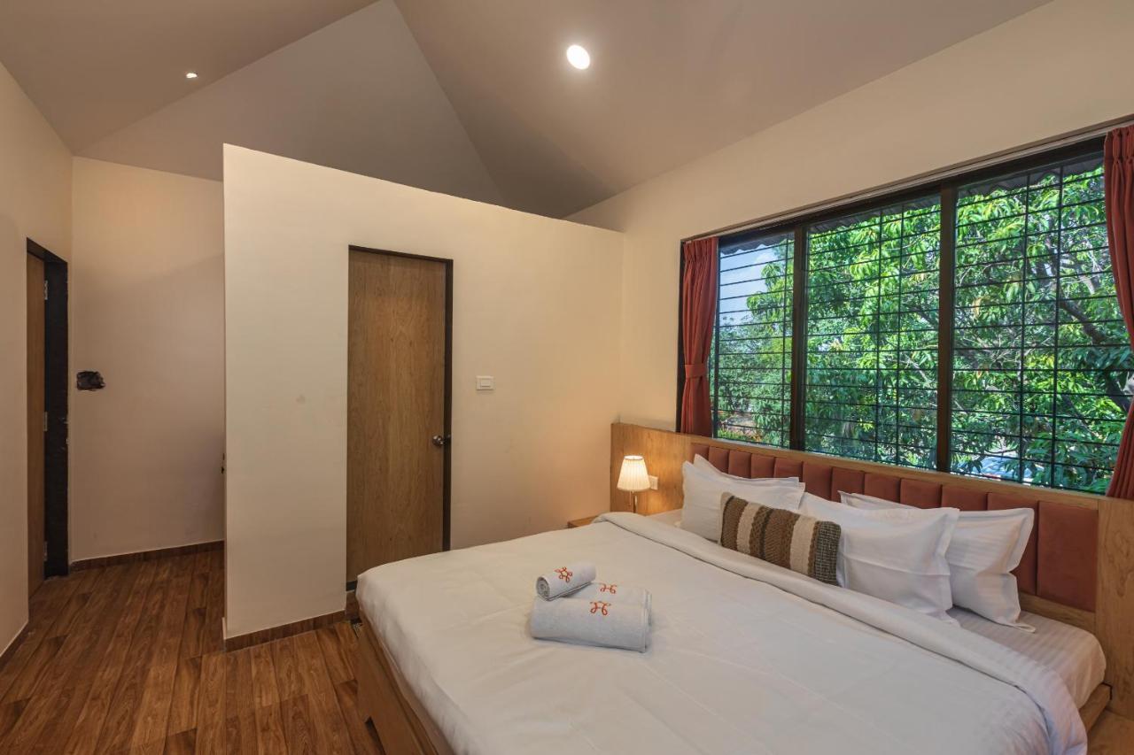 קארג'אט Saffronstays Riverfront Manor, 5-Bdr Pool Villa By Pej River מראה חיצוני תמונה